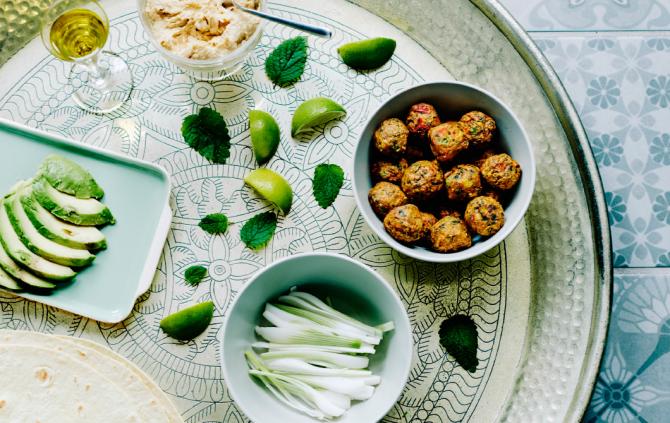WRAPS DE ALMÔNDEGAS VEGETARIANAS IKEA