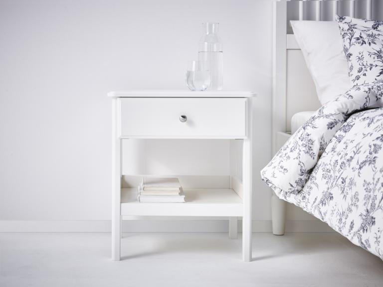 MESINHAS DE CABECEIRA IKEA